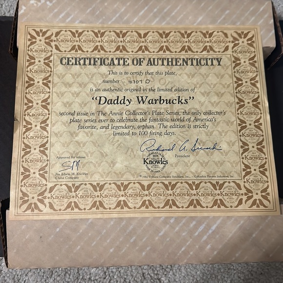 NIB 1982 Daddy Warbucks Collectors Plate by Steven Harvey 4 Edwin Knowles - Picture 6 of 9